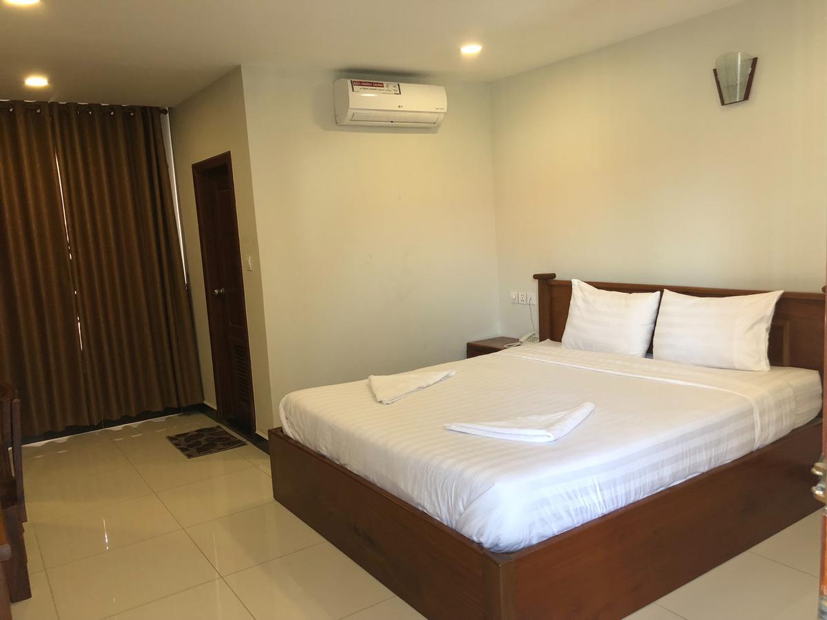 Regal Home Guesthouse พนมเปญ ภายนอก รูปภาพ